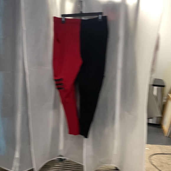 Suicide Squad Harley Quinn Cosplay Top & Leggings - Picture 3 of 6